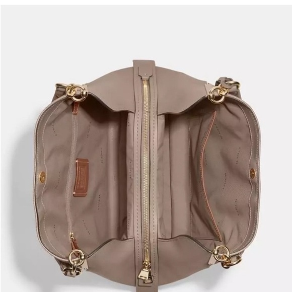 NWT Coach’s Badge Jacquard Dalton 31 Shoulder Bag Chalk Taupe - Picture 4 of 13